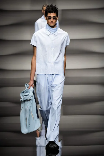 Look 68